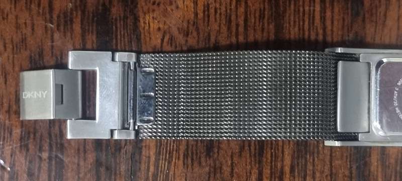DKNY Watch 30 Meters.