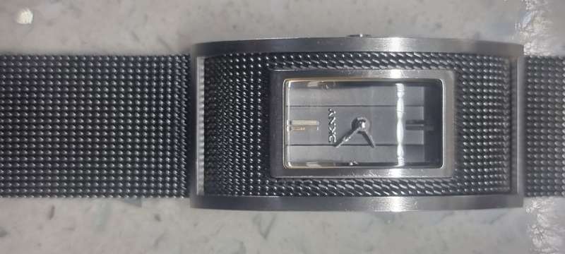 DKNY Watch 30 Meters.