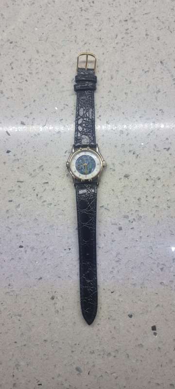 Ozgem Watch