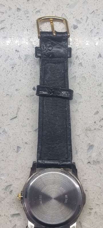 Ozgem Watch