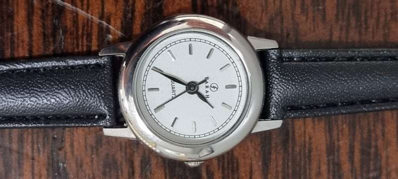Farah Watch New