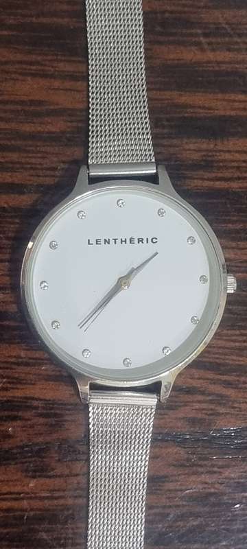 Leatheric watch