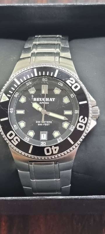 Beuchat Apnea 200 meters. Divers Watch.