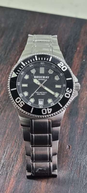 Beuchat Apnea 200 meters. Divers Watch.