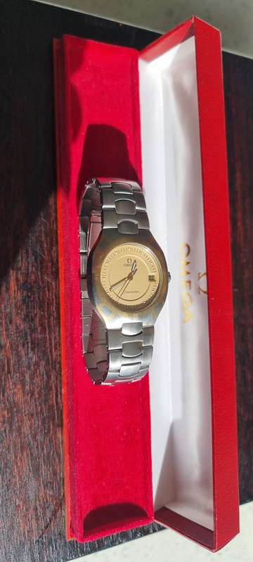 Omega Seamaster Polaris 18 K Gold Steel Quartz Watch