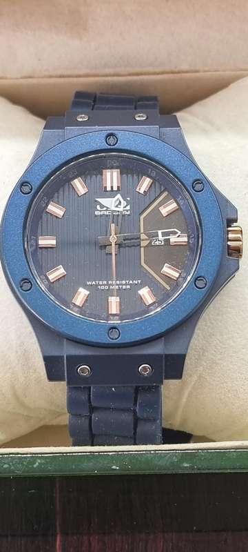 Watch Water Resistant 100 Meters