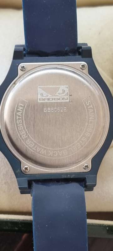 Watch Water Resistant 100 Meters
