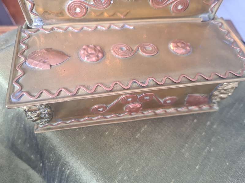 Very Rare!  Antique Fireside Candle Box Dutch Brass & Copper Gothic Lion Mask