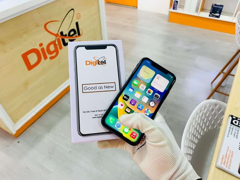iPhone 11
