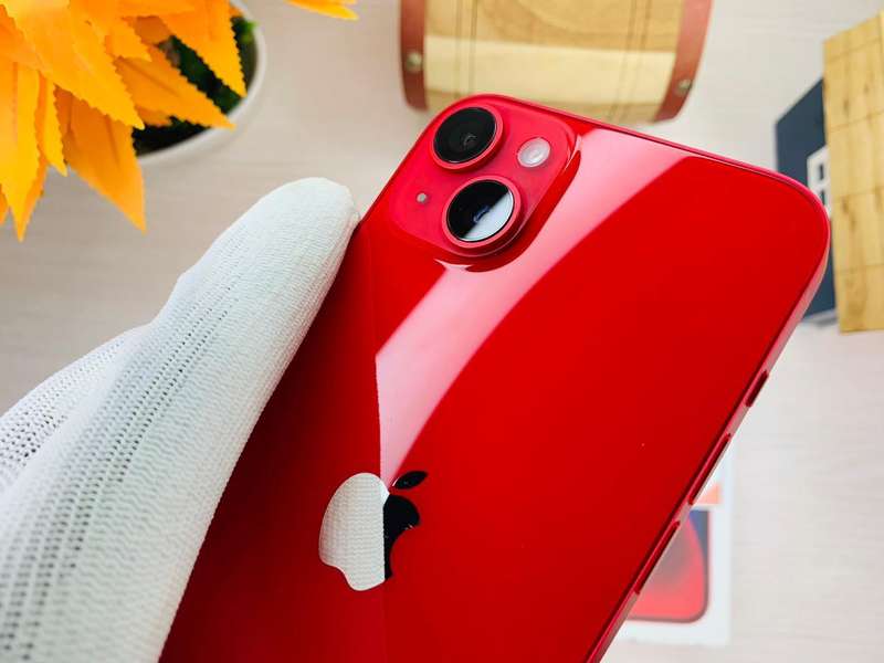 iPhone 14