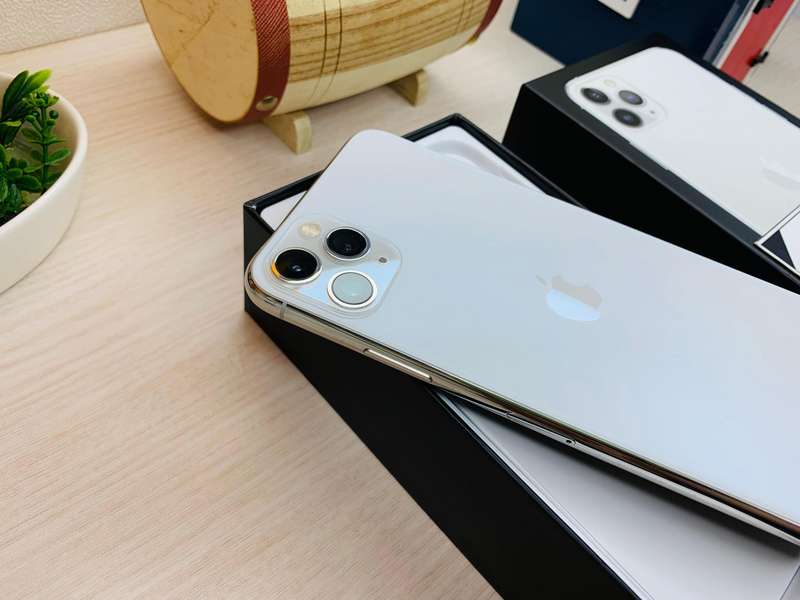 iPhone 11 Pro Max