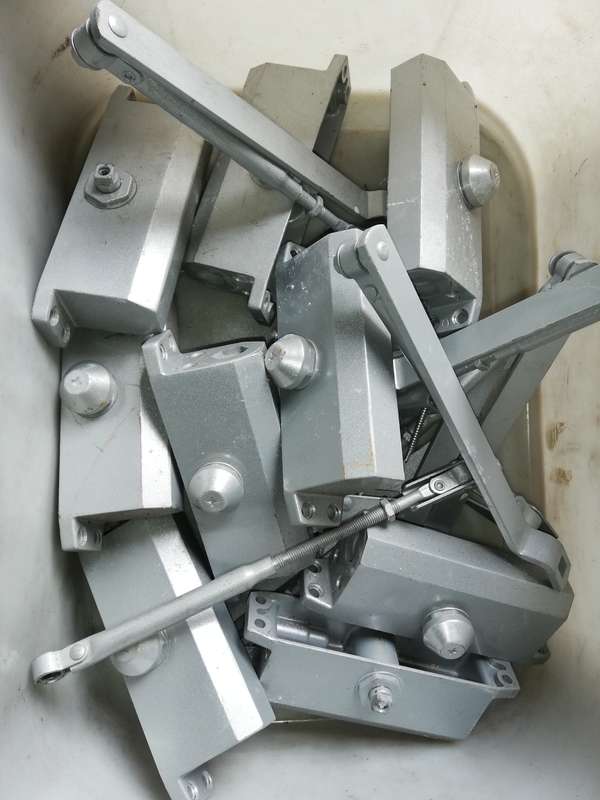 Automatic Hydraulic Door Closers