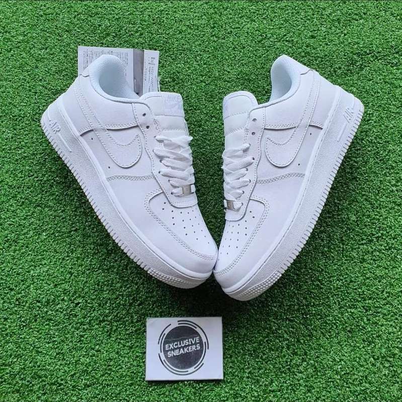 Nike Air Force 1 Mid Sneaker