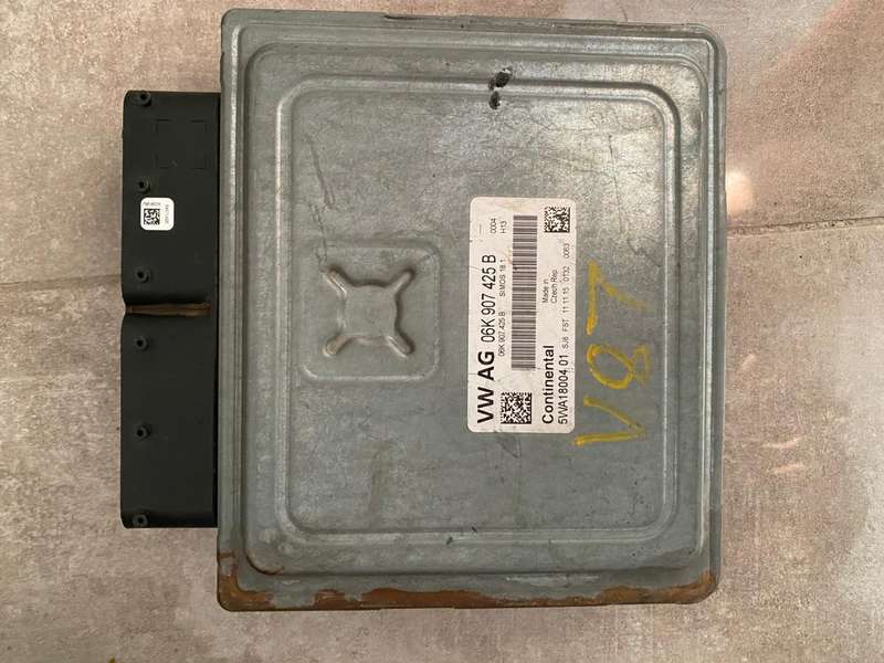VW GOLF VII ECU COMPUTER BOX 06K907425 B SIMOS 18.1 5WA1800401 (2)