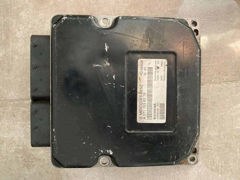 MERCEDES BENZ C230 K ECU COMPUTER BOX A2711536379 5WK90491