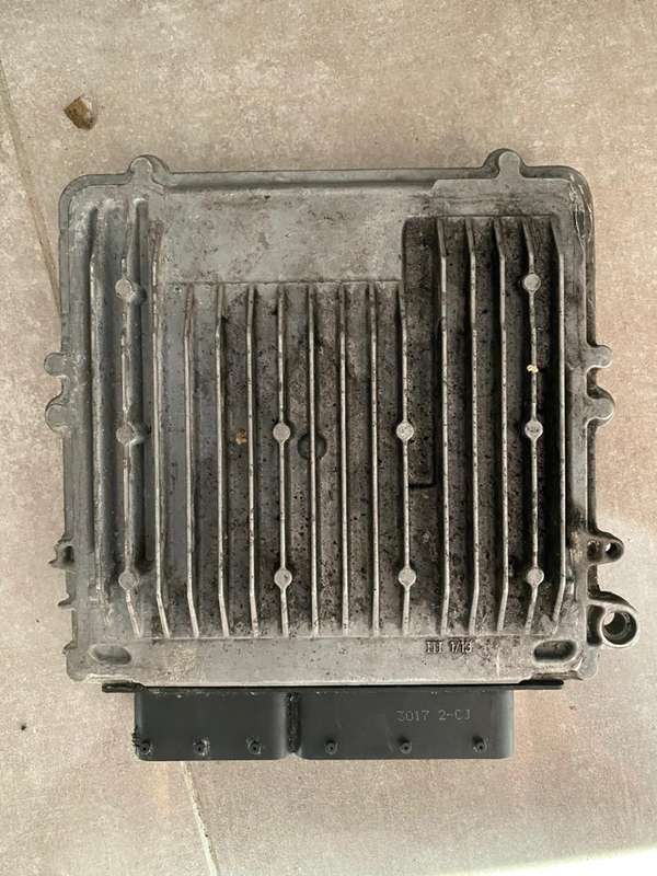 MERCEDES BENZ GLC ECU COMPUTER BOX A6519006401 0281030556
