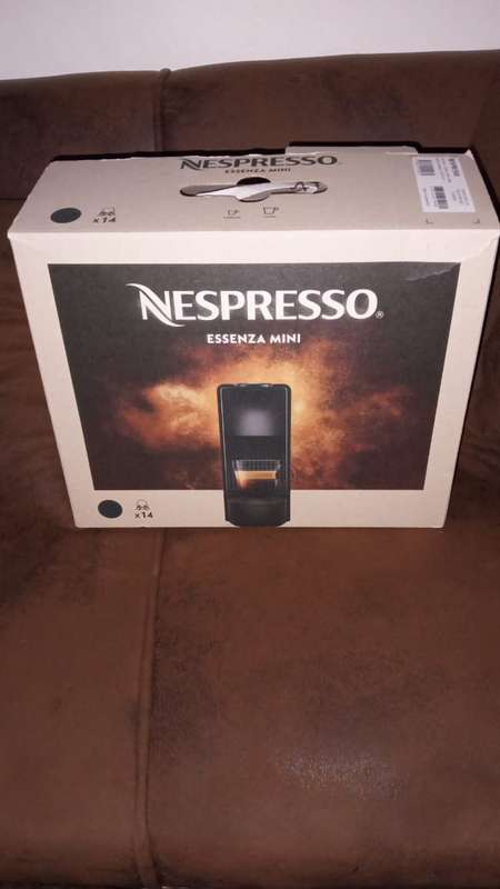 Nespresso essenza mini c30 espresso coffee machine with original box