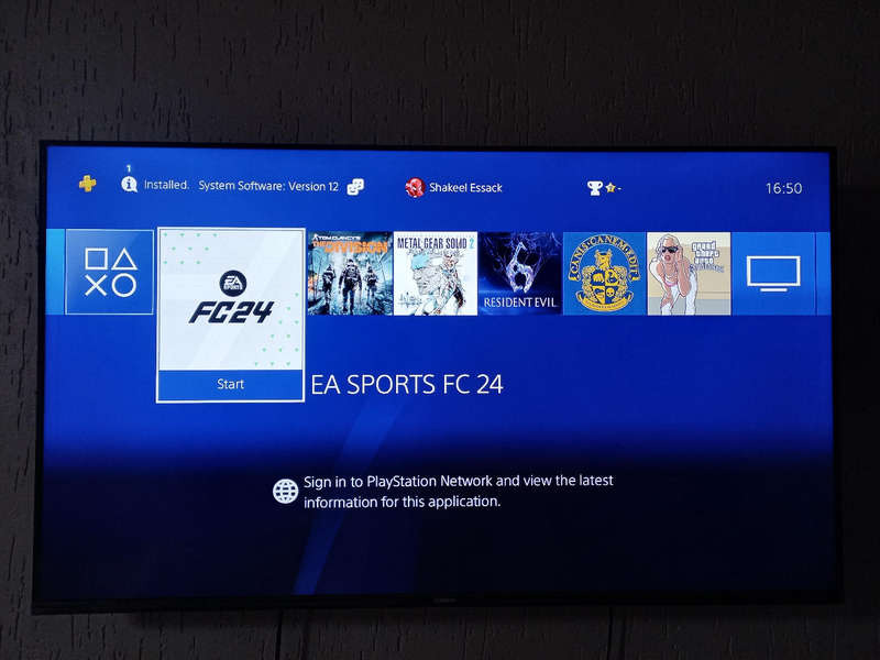 Playstation 4 Slim