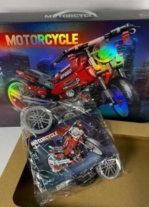 Large red sports motorcycle puzzle toy with 470 pieces for kids