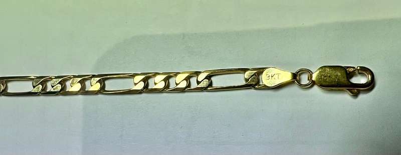 9K/ 9 carat solid Gold, Imported Figaro link 4.3 mm. gents  bracelet  ---cm 21 long