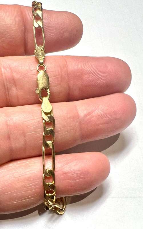 9K/ 9 carat solid Gold, Imported Figaro link 4.3 mm. gents  bracelet  ---cm 21 long