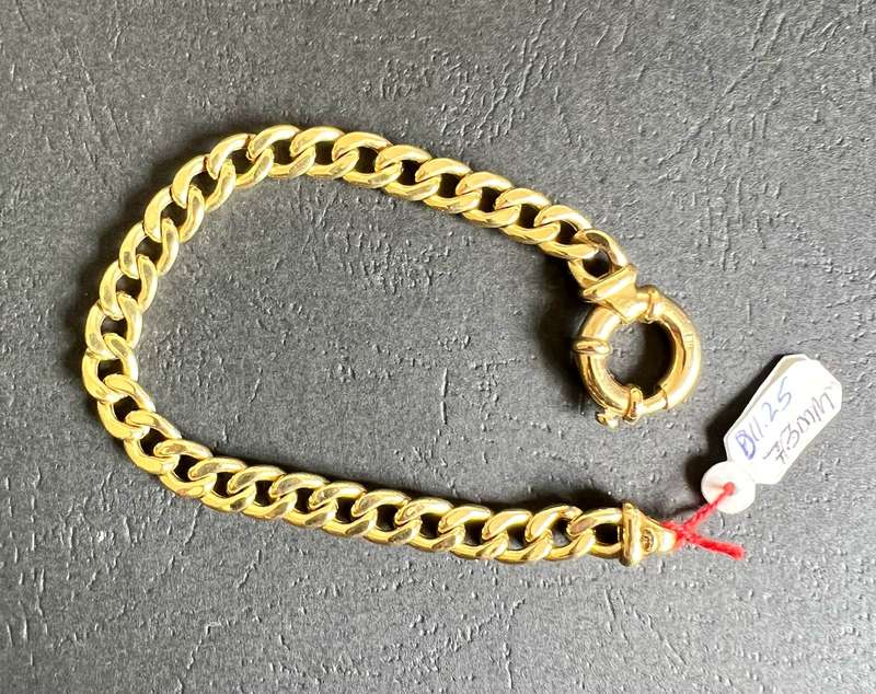 9 K -genuine solid 9 carat Yellow  gold - Curb bracelet with signoretti clasp