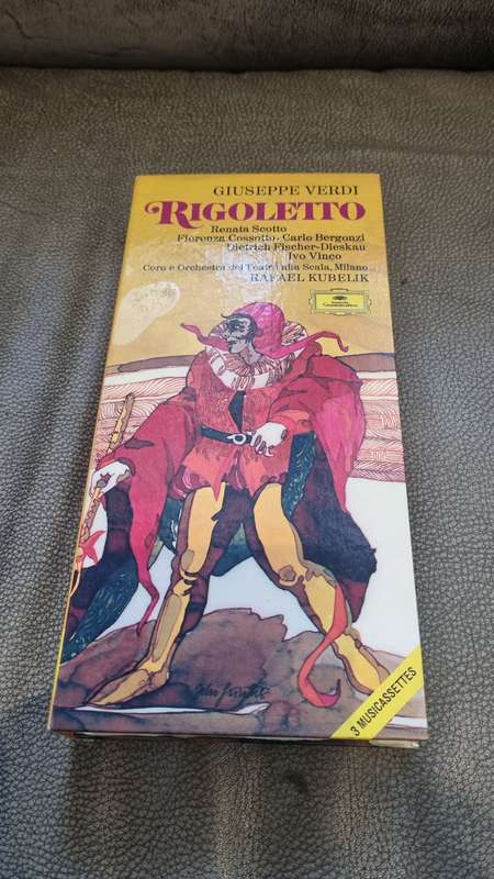 RIGOLETTO by Verdi with Orchestra del Teatro all Scala Milano and Kubelik.  DG 3 Tape Box Set !