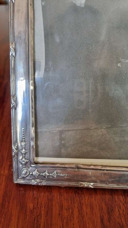 Sterling Silver Picture Frame. Hallmarked 1939. Beautiful antique.