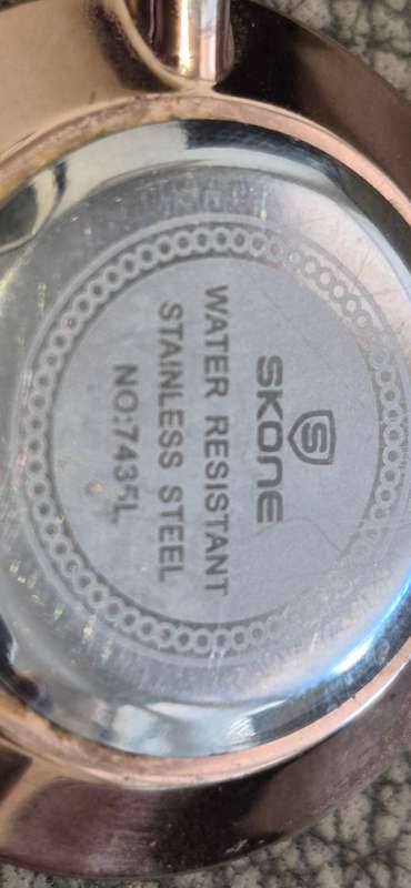 Skone Camden Ladies Watch. 7435L. Rose Gold and White . All Stainless Steel.  Water Resistant. Works