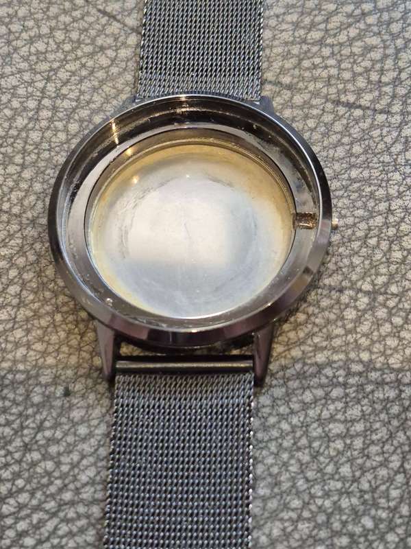 Black All Stainless Steel Mesh Strap, Working, and Black Stainless Steel Watch Case.
