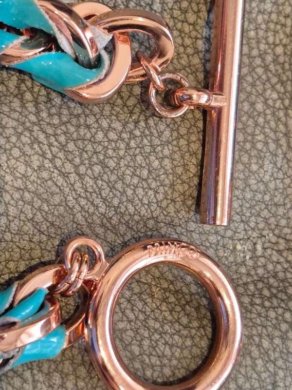 Mimco Australian Brand BRAND NEW Necklace and Bracelet Set. Rose Gold Tone and Green Patent Leather.