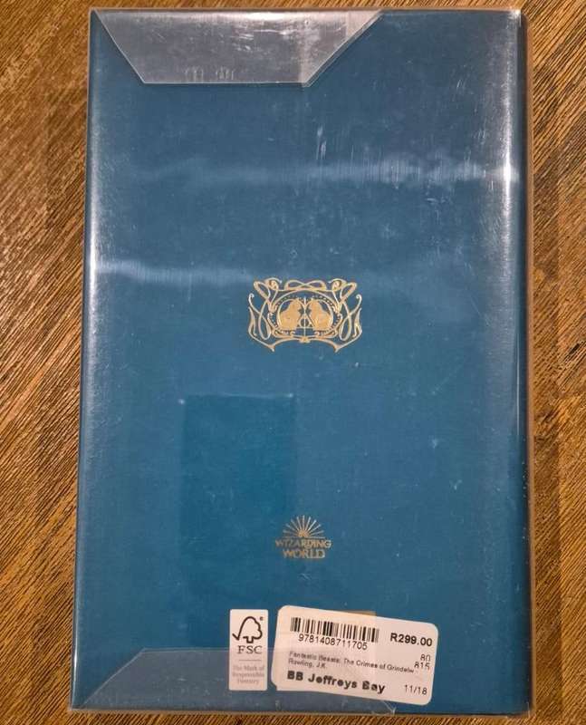 Fantastic Beasts & Crimes of Grindelwald (2 books)