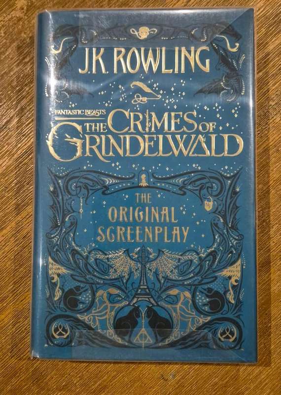 Fantastic Beasts & Crimes of Grindelwald (2 books)