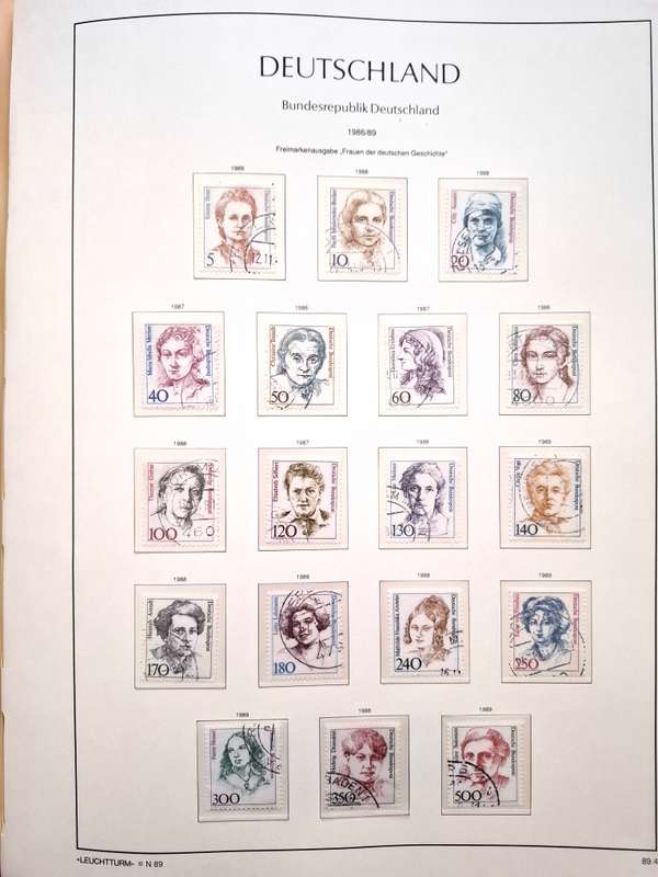 Deutsches Bund 1949 to 1990 Preprinted album mostly complete with used stamps - see images