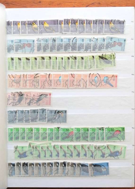 Botswana collection in 16 pg / 32 side second hand stockbook