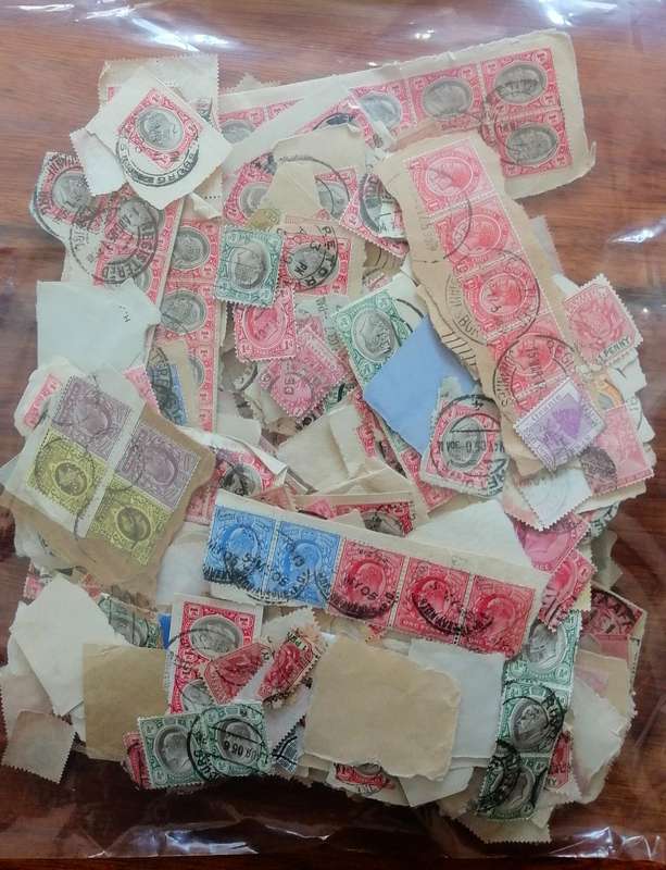 World Bargain Box - see images & Description