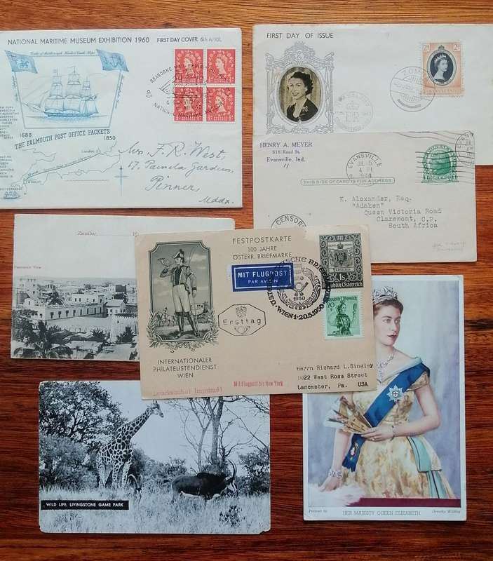 World Bargain Box - see images & Description
