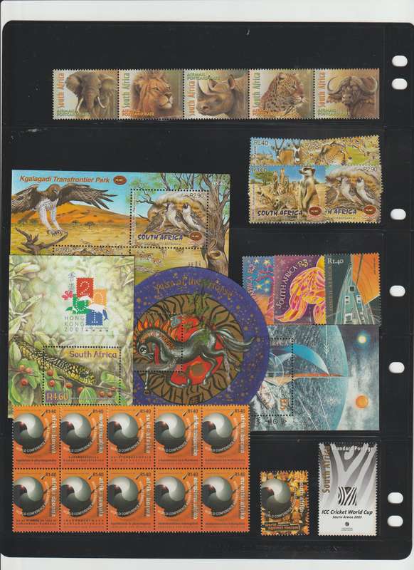 RSA 2000 -2001 Selection of Stamps, Mini Sheets CV +/- R 2500.00. See Scans.