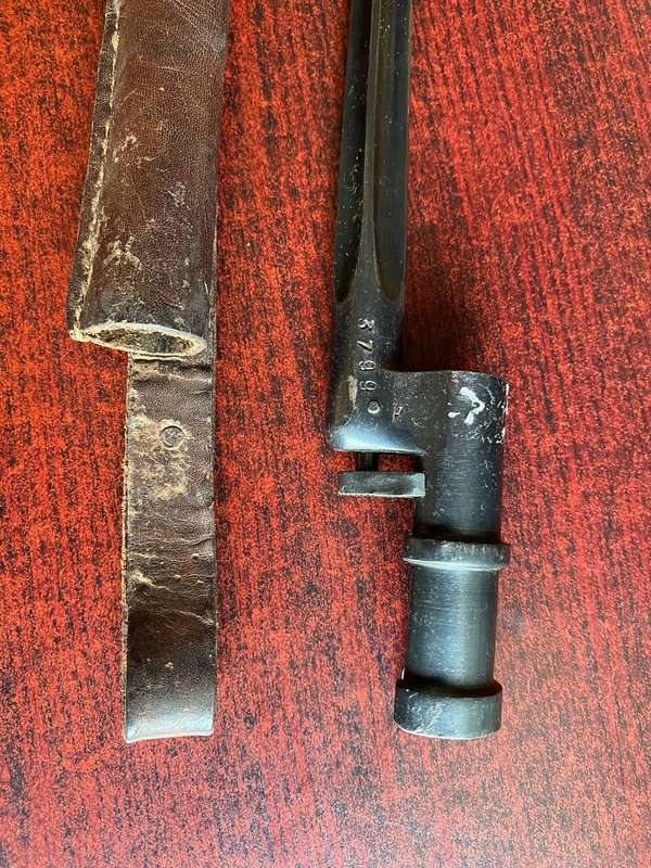 RUSSIAN 189/30 MOSIN NAGANT BAYONET WITH CRUCI FORM SOCKET-OVERALL LENGTH 50,5 CM