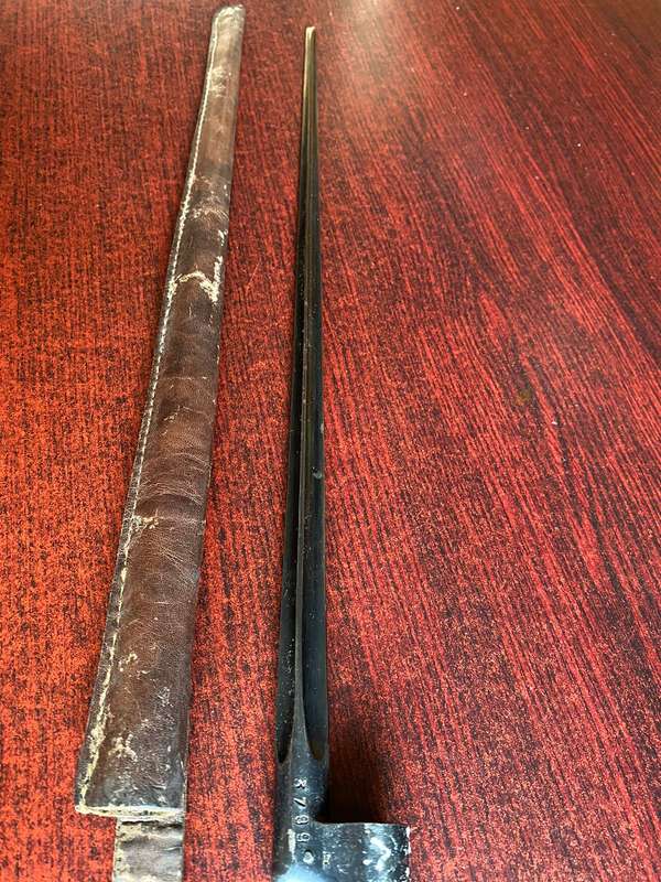 RUSSIAN 189/30 MOSIN NAGANT BAYONET WITH CRUCI FORM SOCKET-OVERALL LENGTH 50,5 CM