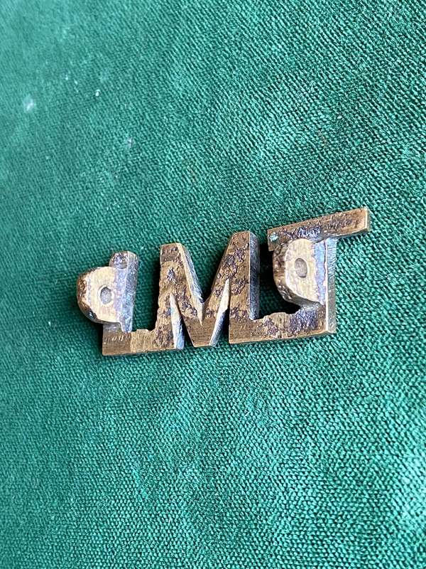 BOER WAR THORNICROFT'S MOUNTED INFANTRY TITLE-WORN 1899-1902- 2 LUGS
