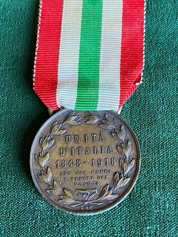 ITALIAN MEDAL FOR THE UNIFICATION OF ITALY-1848-1918-VITTORIO EMANUELE 111
