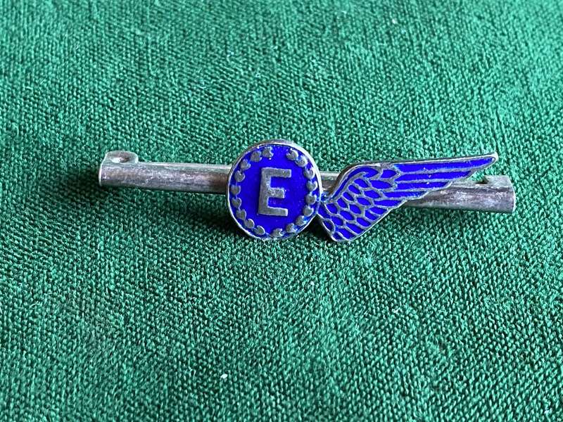 ROYAL AIR FORCE-SILVER (MARKED) AND ENAMEL ENGINEERS BADGE-MESS DRESS/TIE PIN