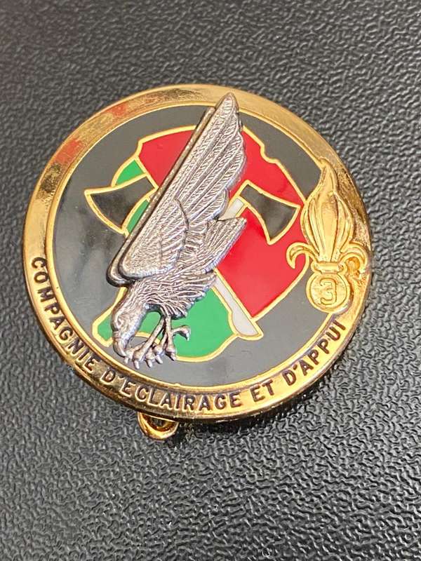FRENCH FOREIGN LEGION 3RD INF. CAP BADGE- DRAGO MADE