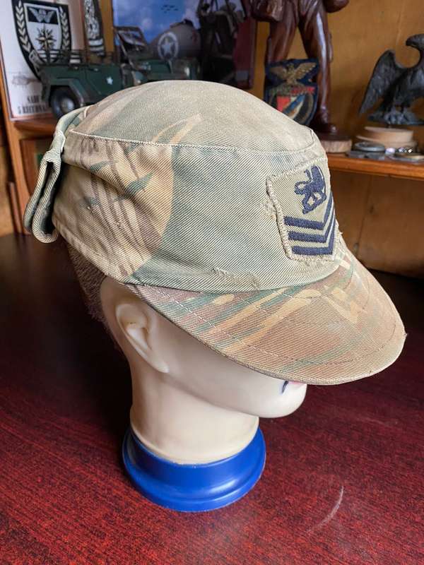 RHODESIAN CAMO FLAP CAP-RHODESIAN FLIGHT SERGEANT FLAP CAP-LOTS OF CHARACTER-USED-INSIDE RING MEASUR