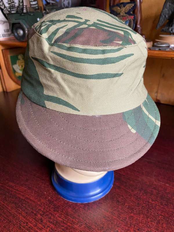 RHODESIAN CAMO FLAP CAP-SIZE 57 IN MINT CONDITION (NEVER USED)-ORIGINAL