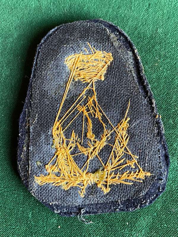 ROYAL DUTCH NAVY PETTY OFFICERS BULLION WIRE CAP BADGE-ORIGINAL-NETHERLANDS