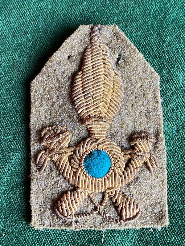 ITALIAN COLONIAL RIFLES WW2 CAP BADGE-BULLION WIRE EMBROIDERED