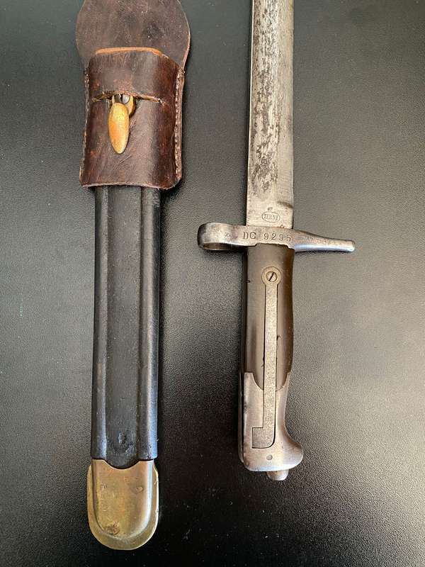 ITALIAN M1870 BAYONET WITH SCABBARD AND LEATHER FROG