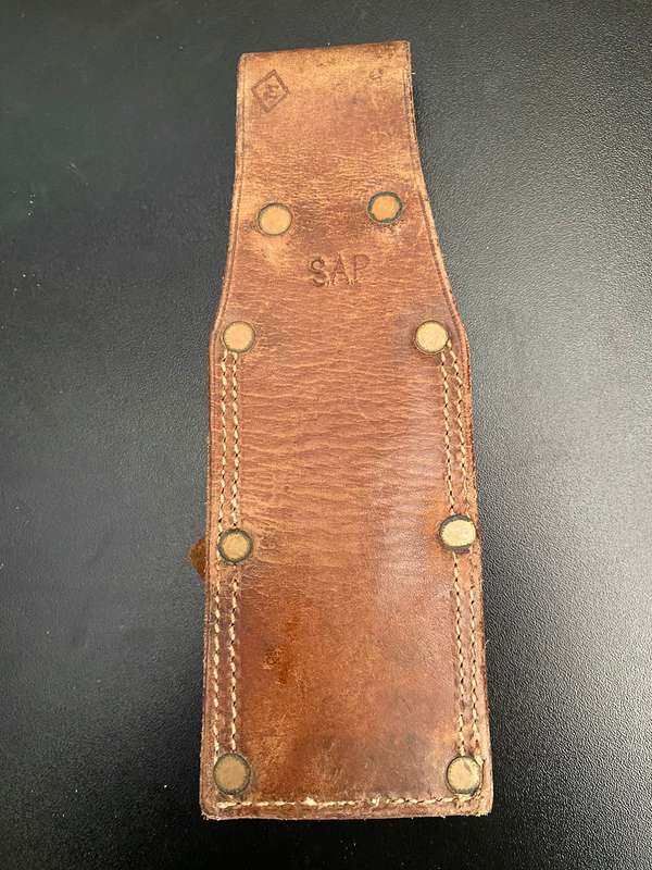 SA LEATHER FROG FOR THE NO 4 BAYONET